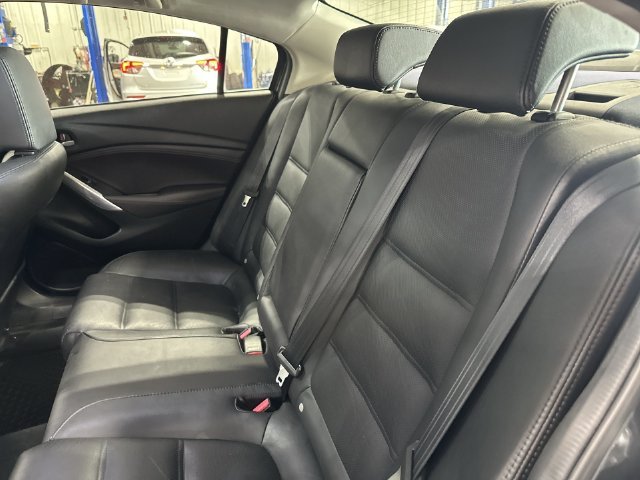 Used 2016 Gray Mazda i Grand Touring image 30