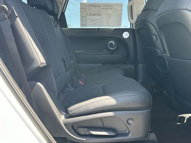 New 2026 Creamy White Pearl Hyundai SEL 8P image 14
