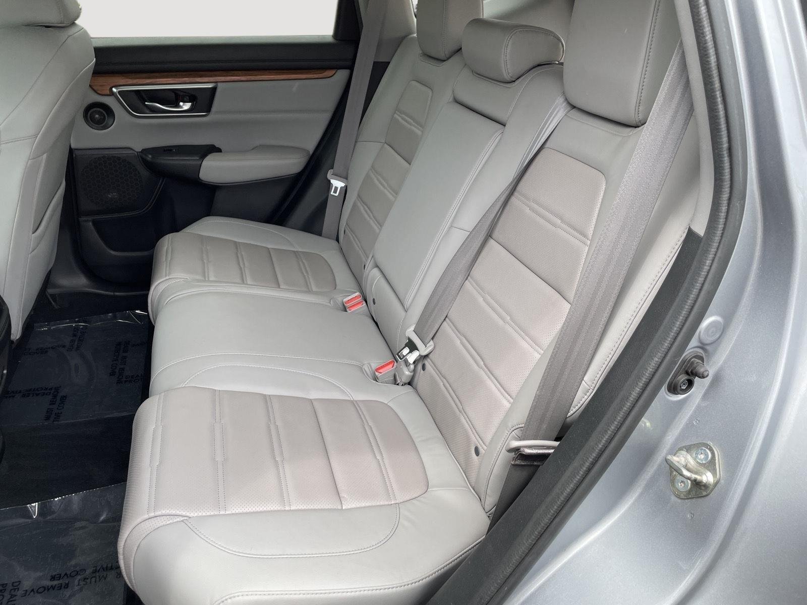 Used 2019 Lunar Silver Metallic Honda EX-L image 23