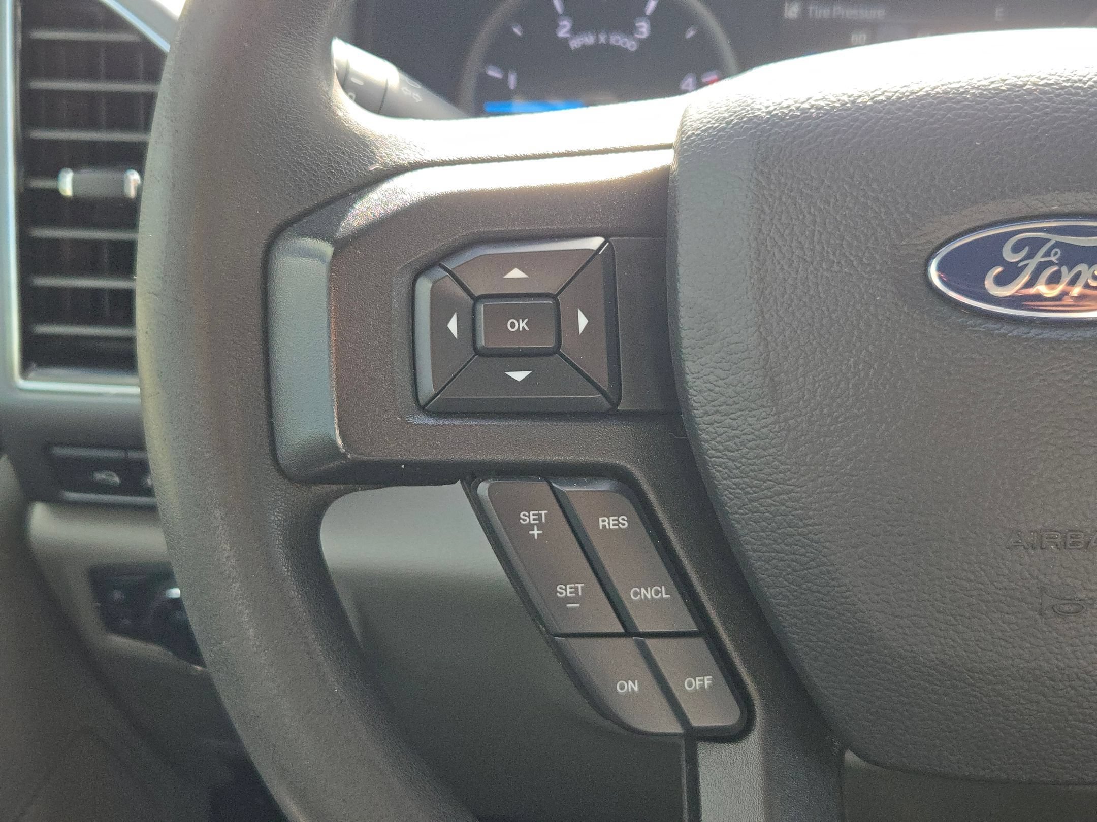 Used 2020 White Ford XLT image 21