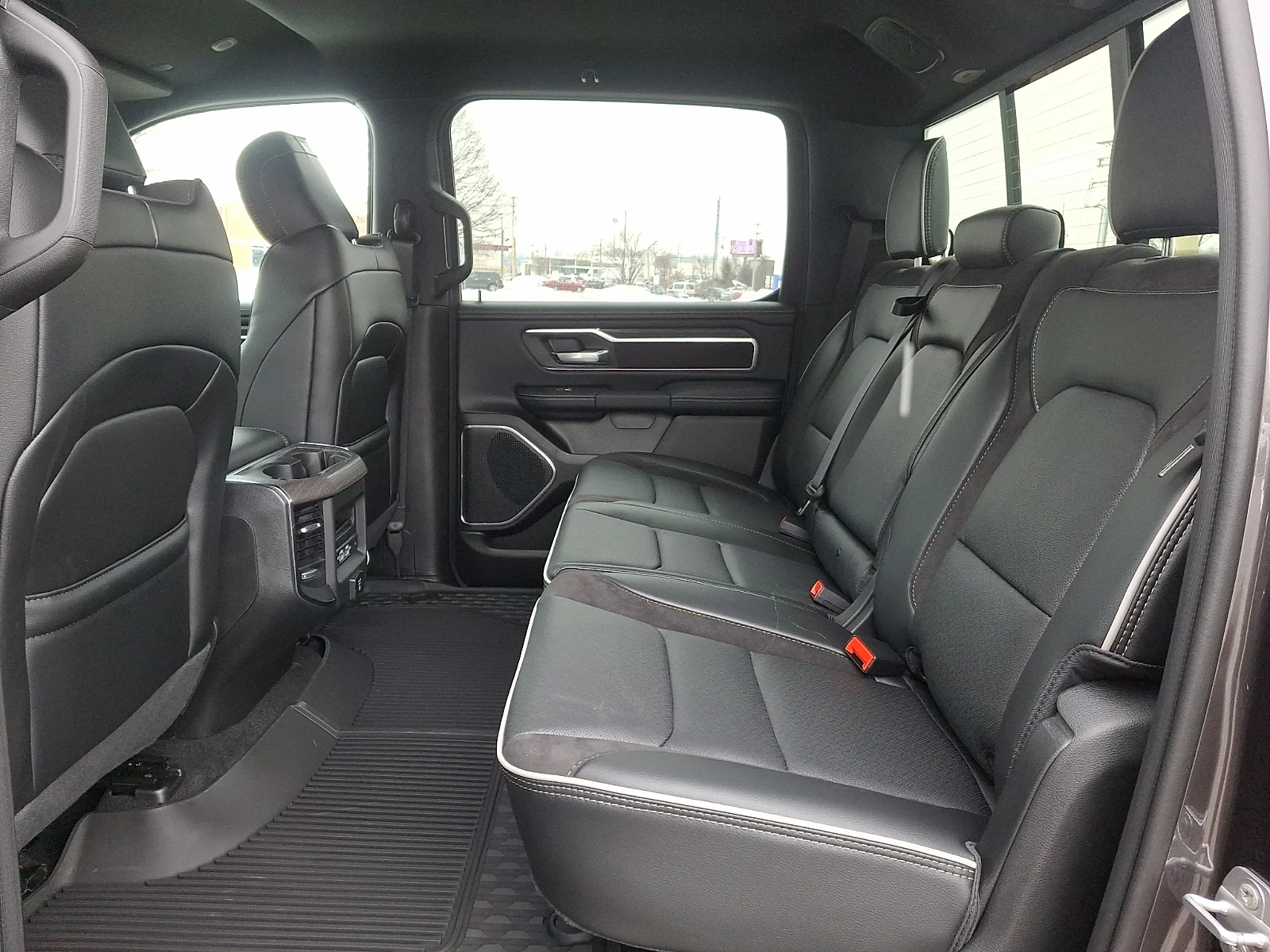 New 2026 Granite Crystal Metallic Clear-Coat Exterior Paint RAM Laramie image 9