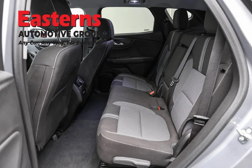 Used 2025 Gray Chevrolet LT image 22