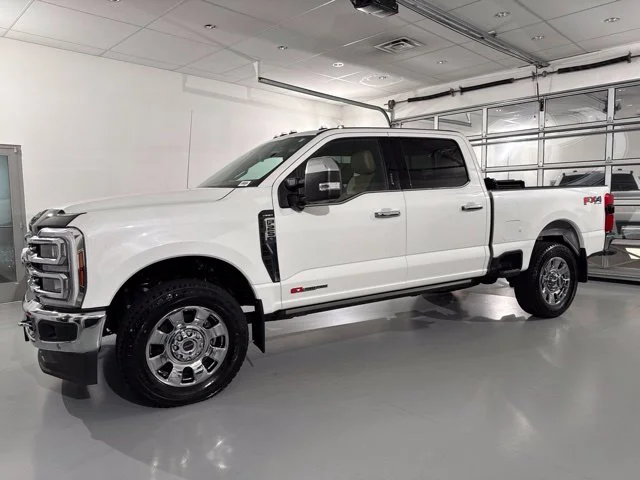 Used 2024 White Ford Lariat image 3
