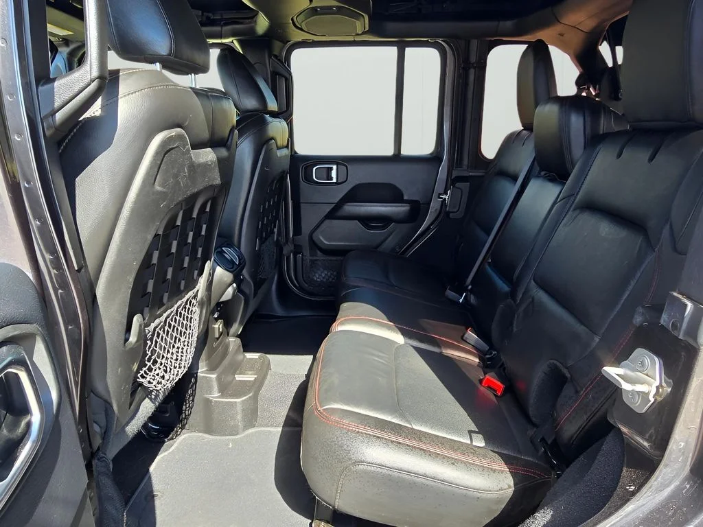 Used 2018 Granite Crystal Metallic Clearcoat Jeep Rubicon image 26
