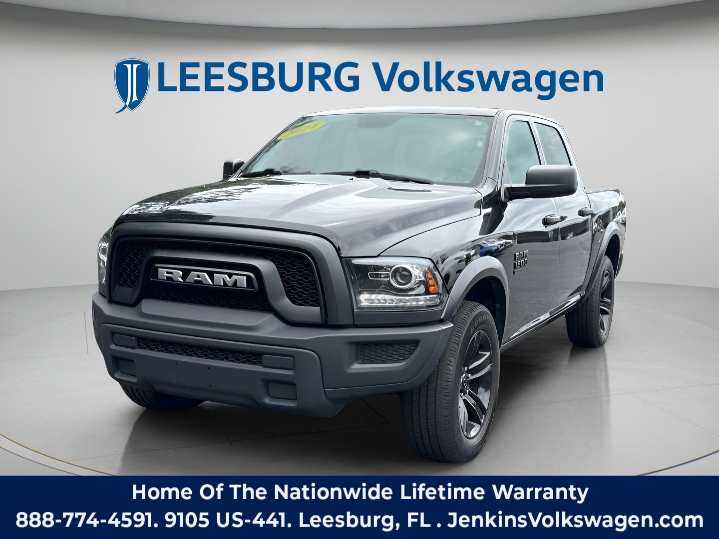 Used 2024 Diamond Black Crystal Pearlcoat Ram Warlock image 12