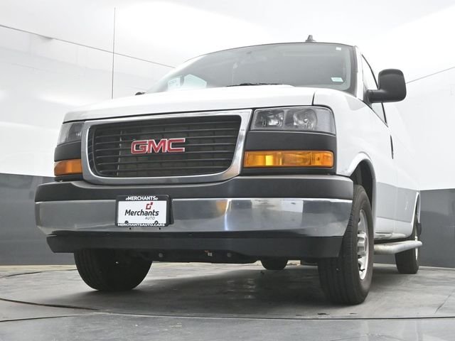 Used 2025 White GMC Work Van image 33