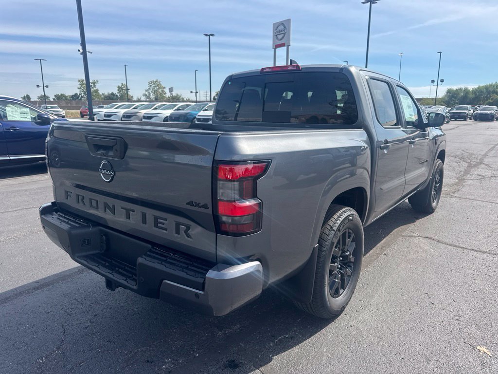 New 2027 Gun Metallic Nissan Crew Cab SV image 3
