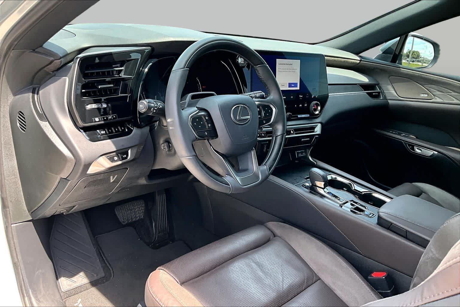 Used 2023 Iridium Lexus Luxury image 18