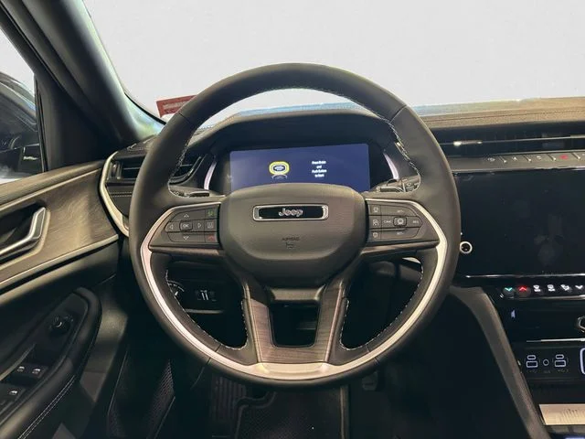 New 2026 White Jeep Altitude image 13