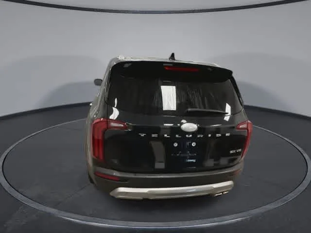 Used 2020 Ebony Black Kia SX image 7
