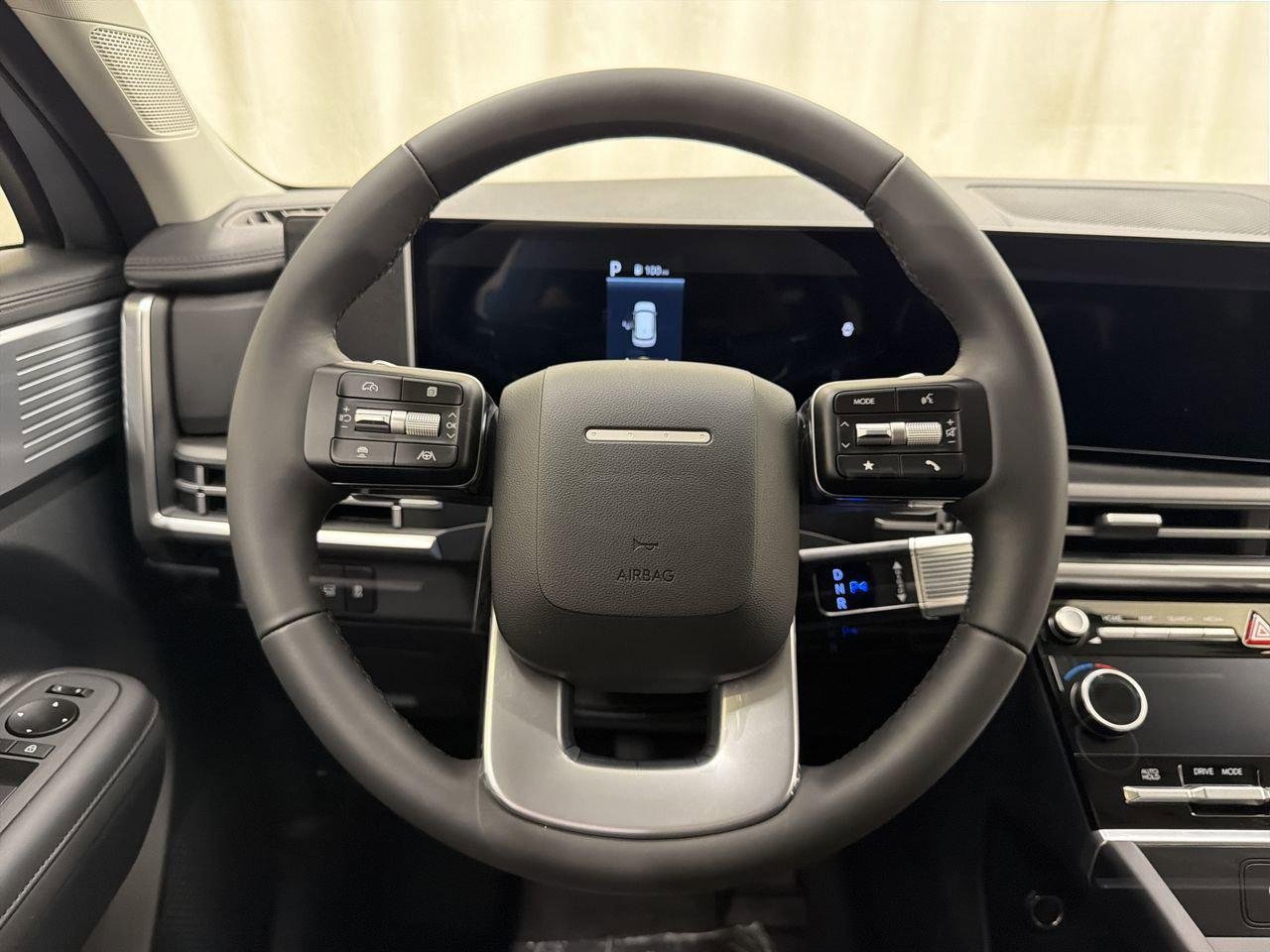New 2026 Shimmering Silver Hyundai SEL image 15