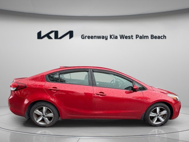 Used 2018 Red Kia S image 8