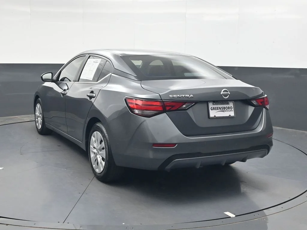 Used 2023 Gray Nissan S image 7