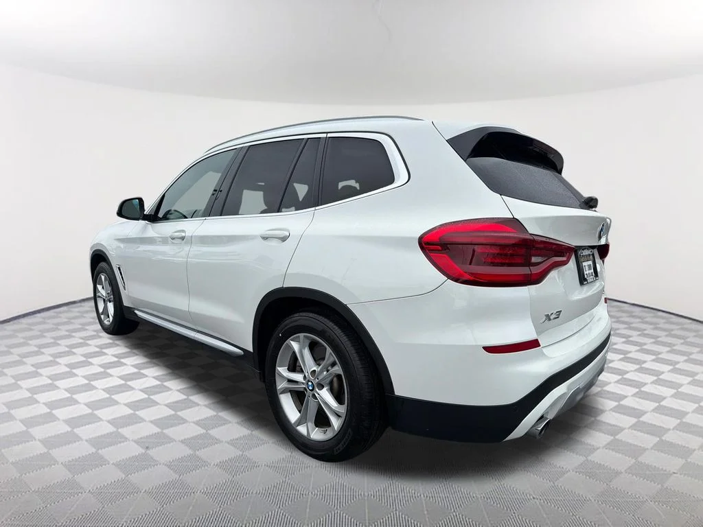 Used 2021 White BMW sDrive30i image 7