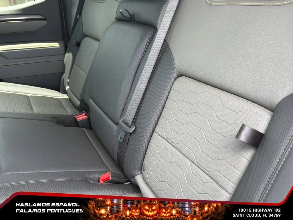 Used 2025 Slate Gray Metallic Chevrolet ZR2 image 26