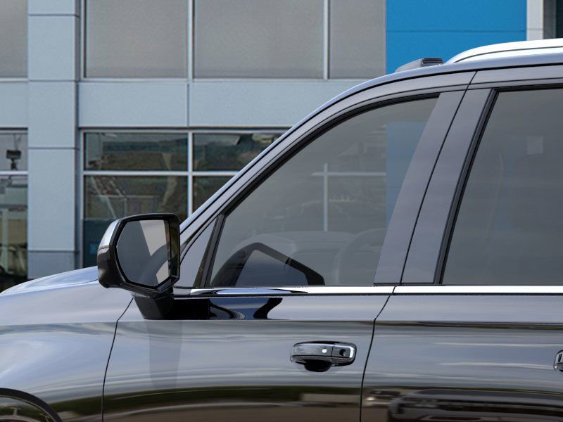 2026 Chevrolet Suburban Premier - Photo 12