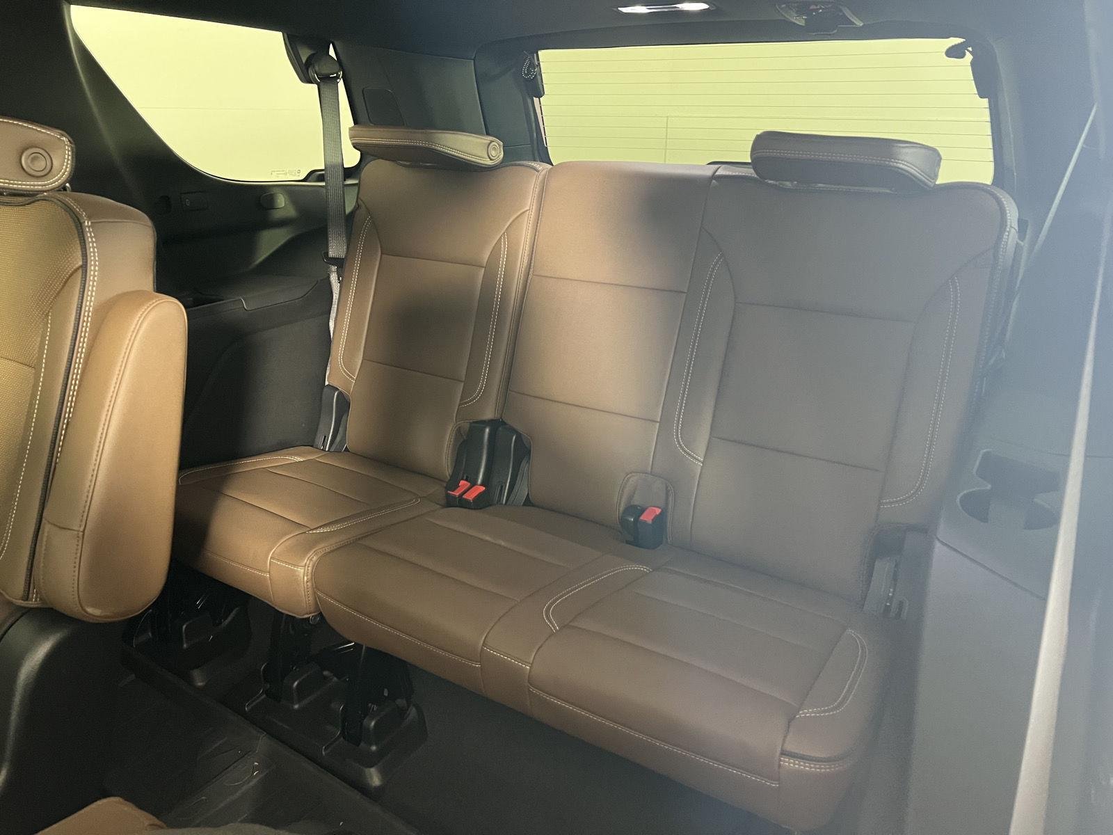 Used 2025 Iridescent Pearl Tricoat Chevrolet High Country image 27