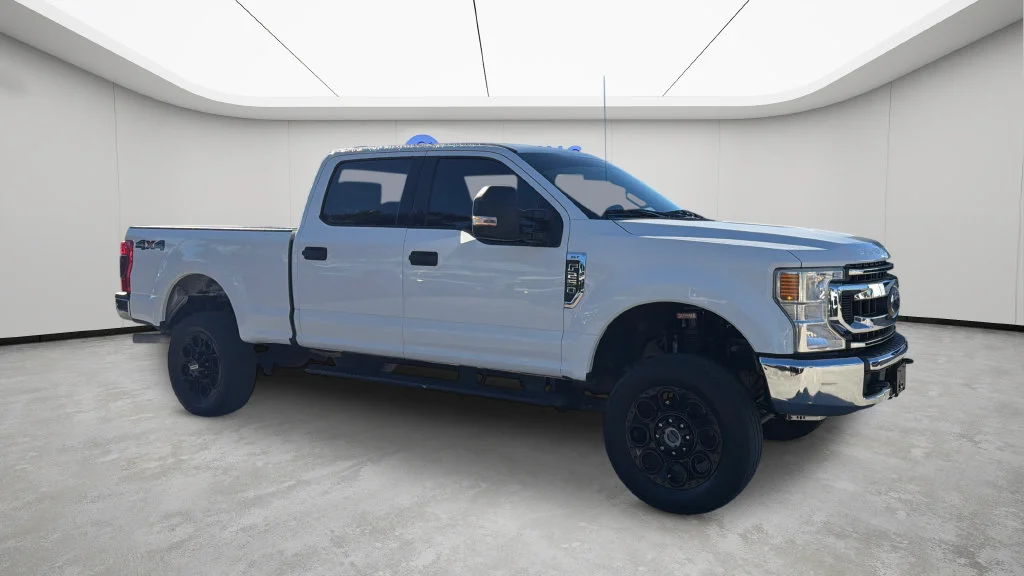 Used 2020 White Ford XLT image 13