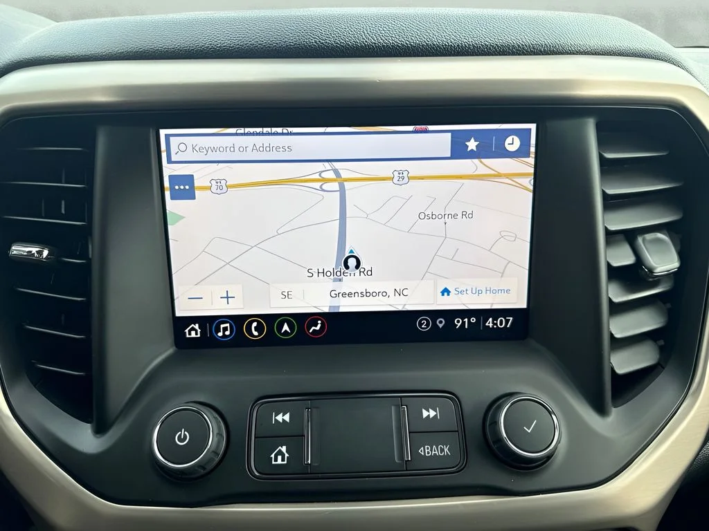 Used 2021 White GMC Denali image 13