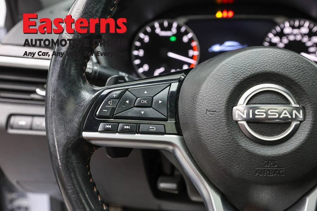 Used 2023 Gray Nissan 2.5 SR image 15