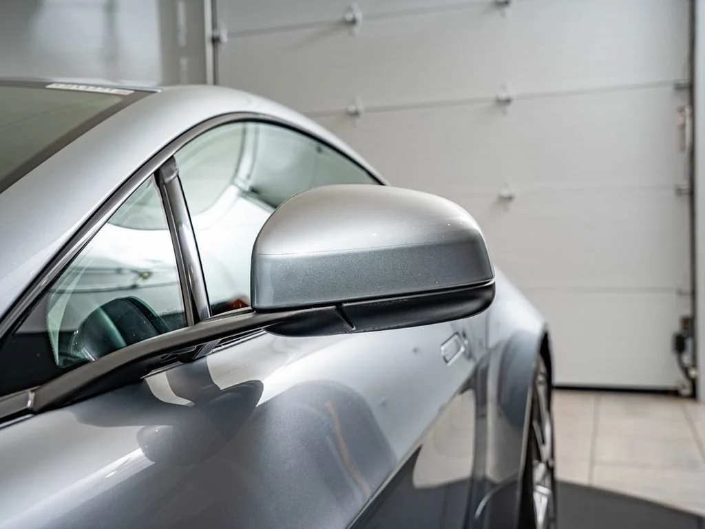 Used 2015 Skyfall Silver Aston Martin  image 9