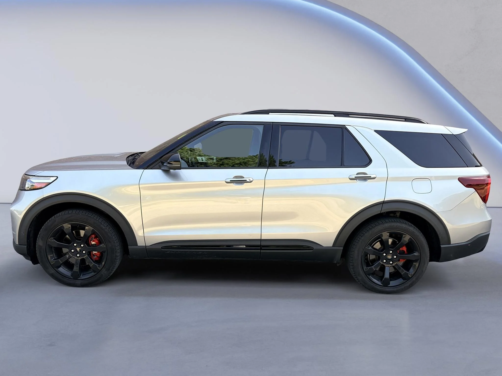 Used 2021 Iconic Silver Metallic Ford ST image 2