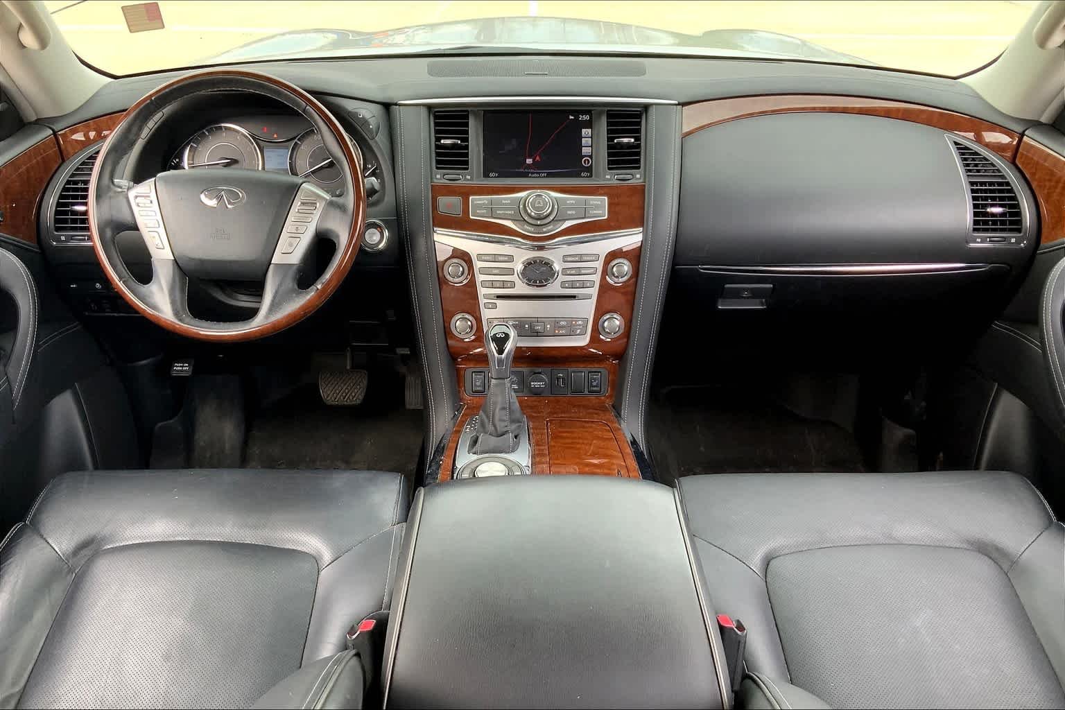 Used 2019 Liquid Platinum INFINITI LUXE image 16