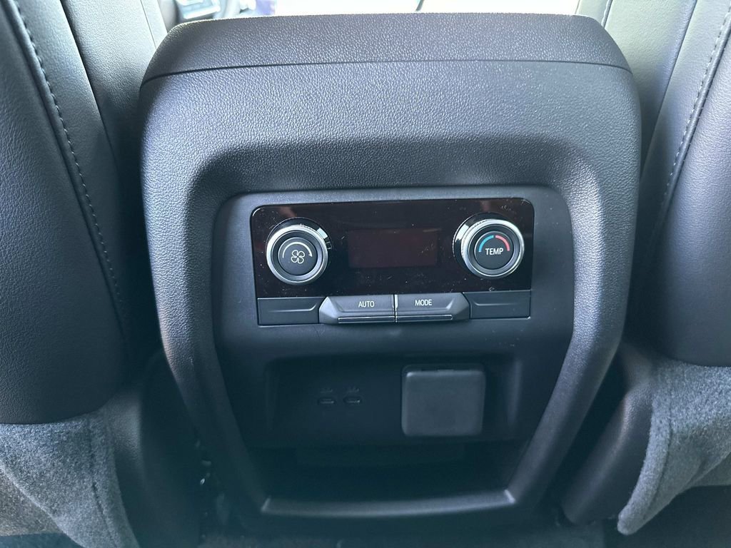 2025 Buick Enclave Sport Touring - Photo 18