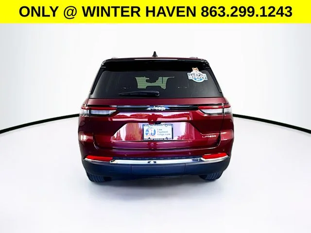 Used 2023 Red Jeep Laredo X image 6