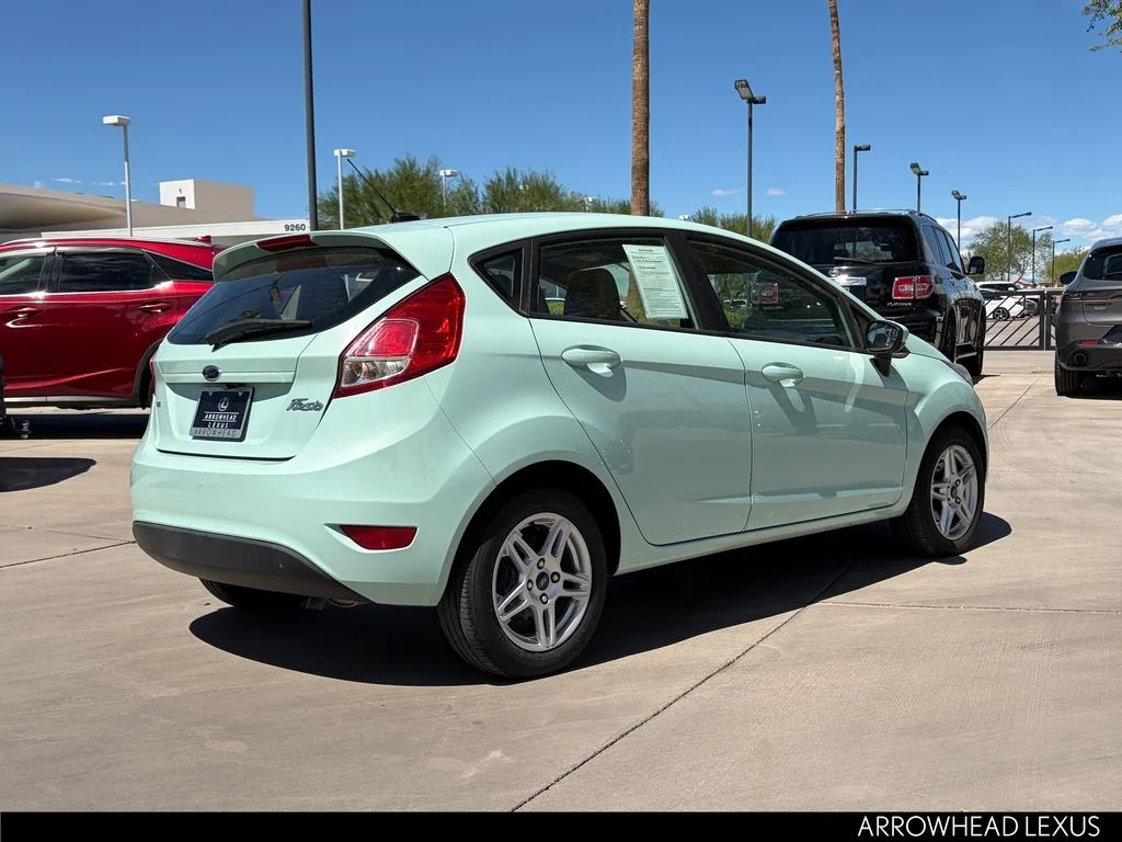 Used 2019 Green Ford SE image 4