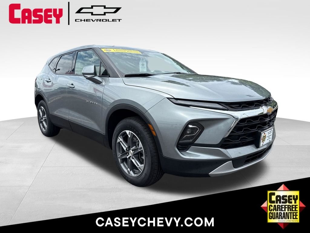 Used 2025 Gray Chevrolet LT image 1