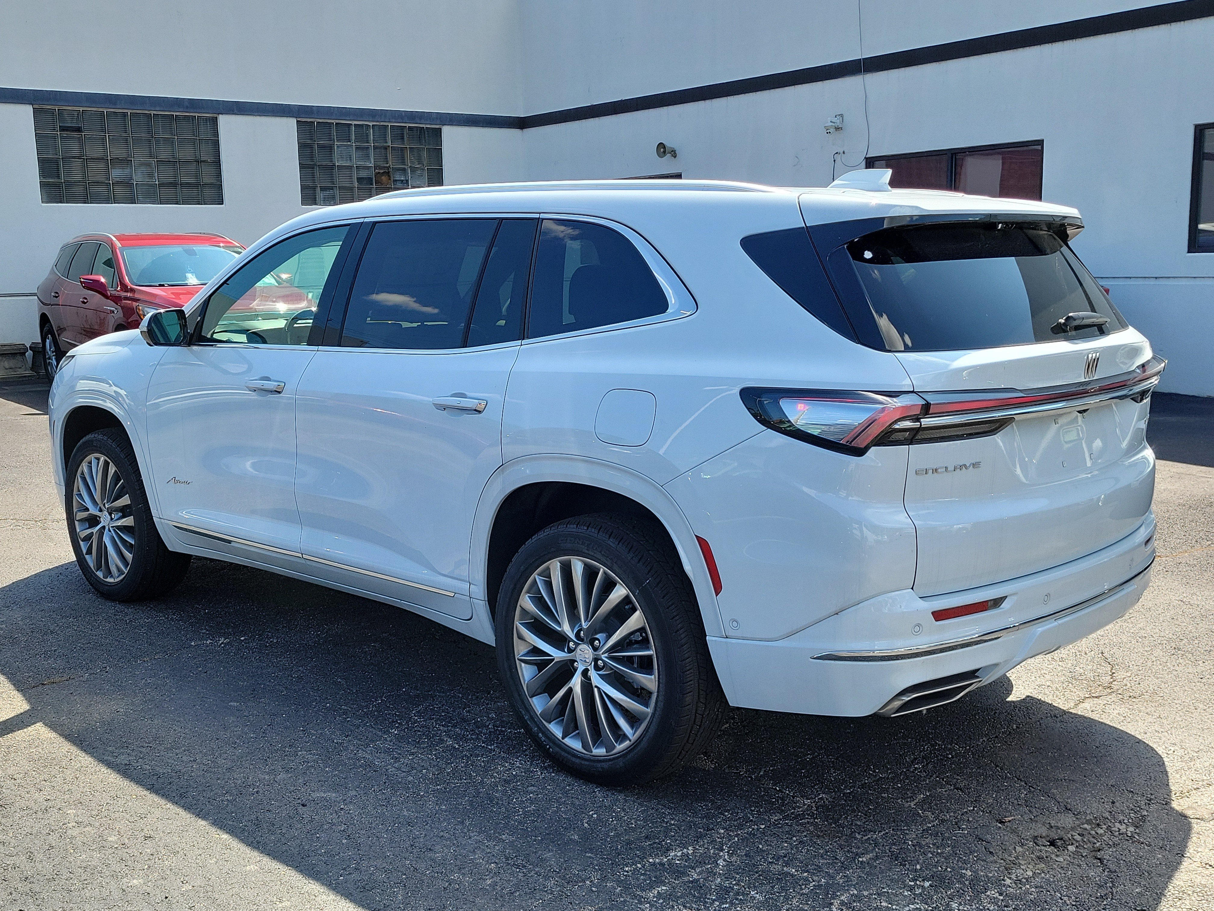 2026 Buick Enclave Avenir - Photo 3