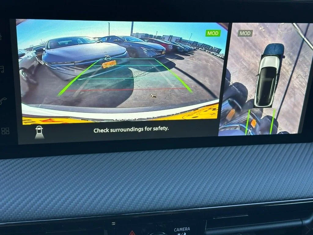 New 2026 White Nissan SR image 14