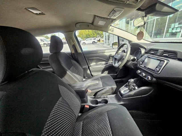 Used 2020 Black Nissan 1.6 S image 7