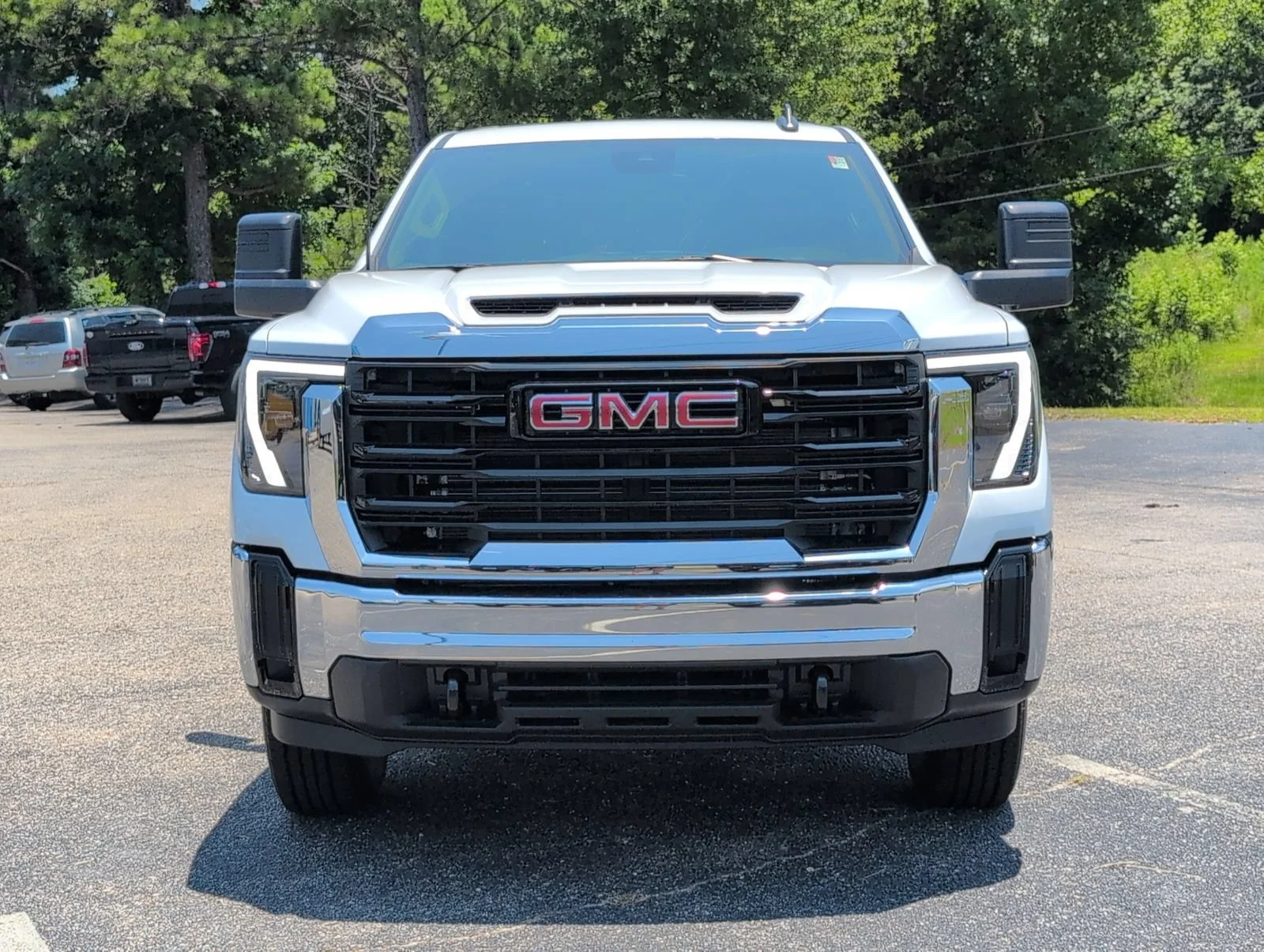 New 2026 Summit White GMC Pro image 9