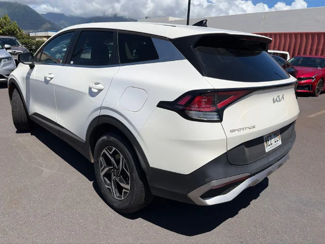 Used 2023 White Kia LX image 7