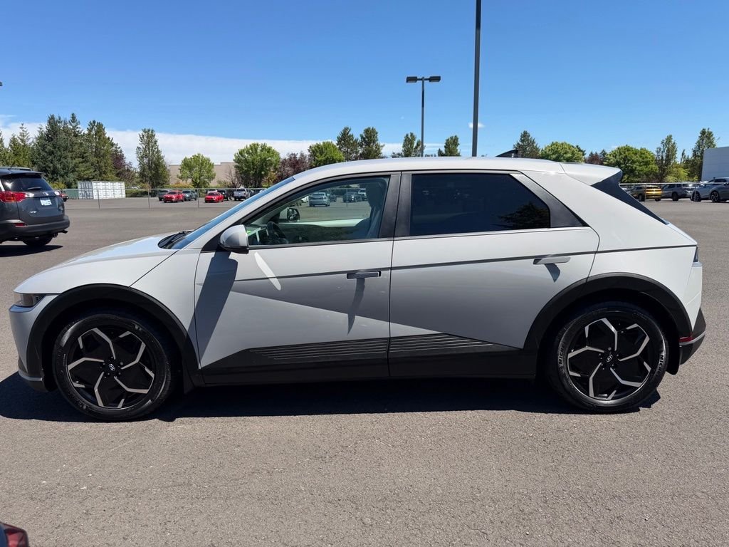 Used 2023 Cyber Gray Hyundai SEL image 4