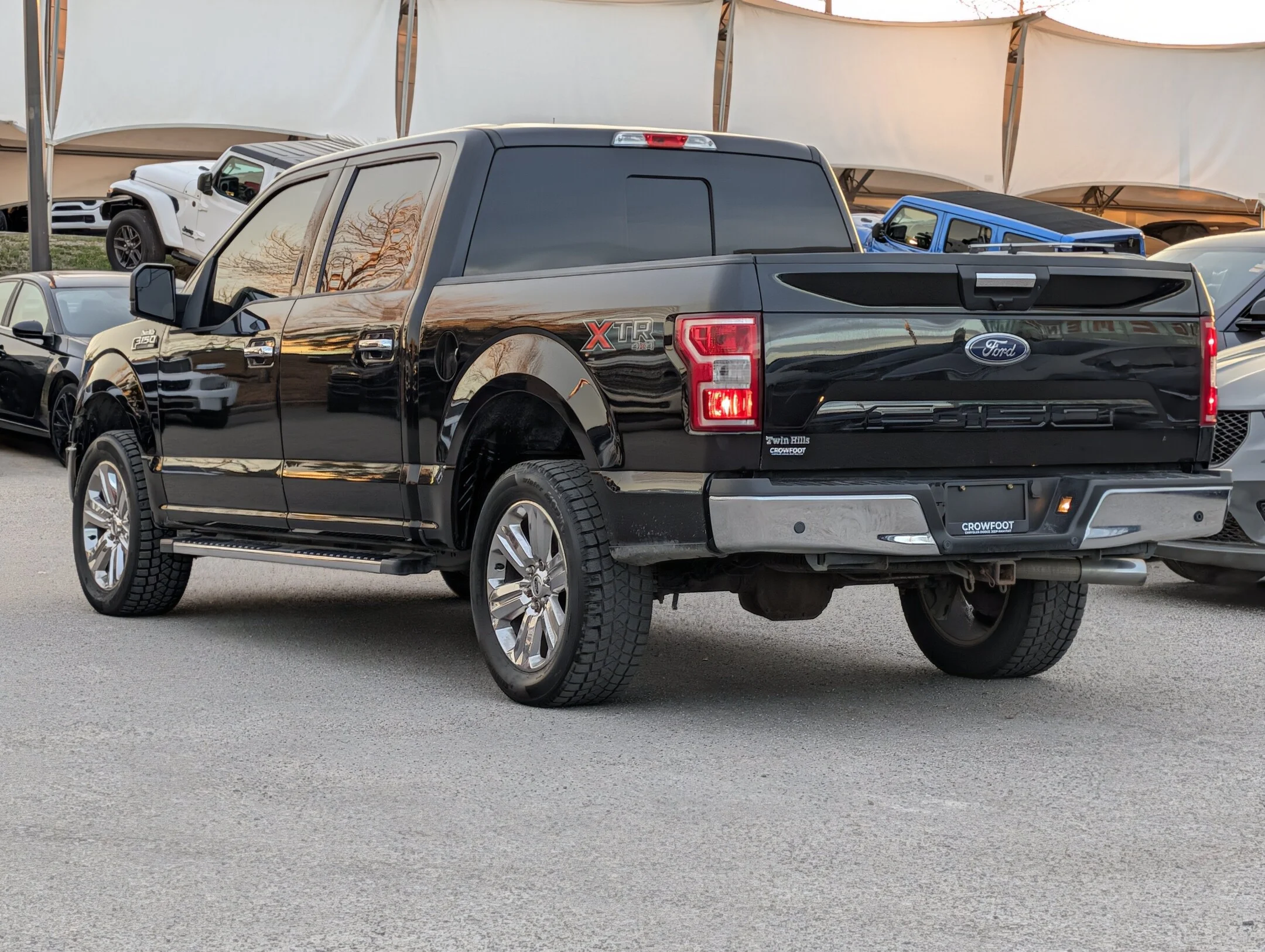 Used 2020 Black Ford XLT - 302A Pkg - 5.0L V-8 - Rear View Camera - XL 4WD SuperCrew 5.5 Box image 6