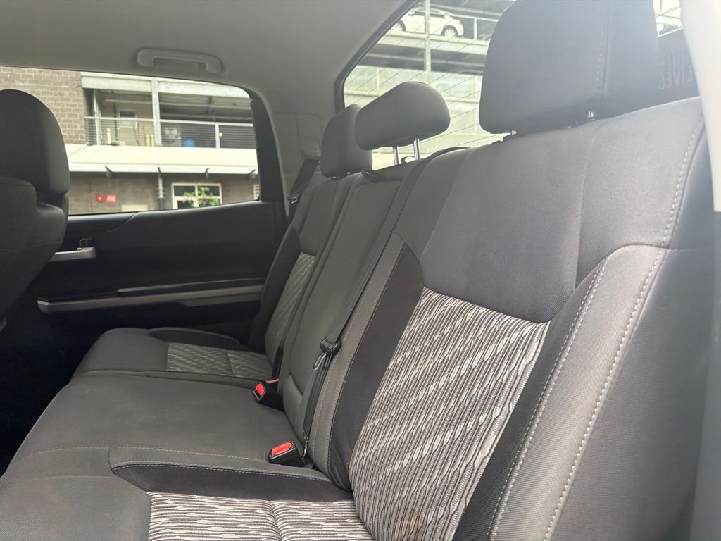 Used 2021 White Toyota SR5 image 21