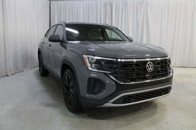 New 2026 Gray Volkswagen 2.0T SE w/Technology image 38