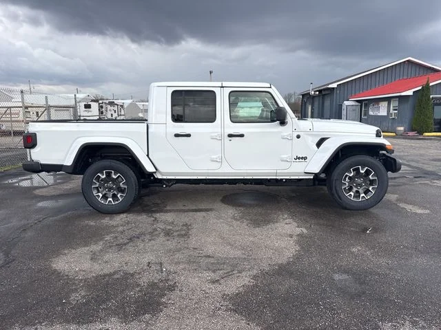 New 2026 Bright White Clear-Coat Exterior Paint Jeep Sahara image 2