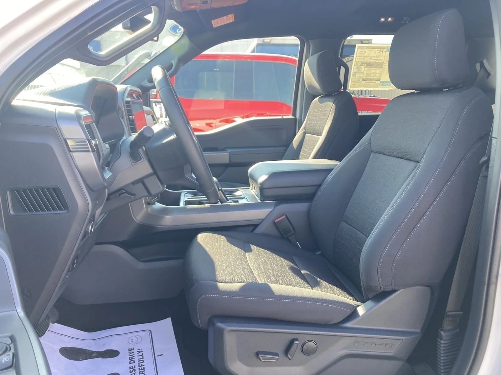 New 2026 Oxford White Ford XLT image 11