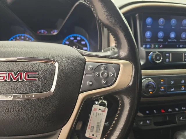 Used 2022 Onyx Black GMC Denali image 31