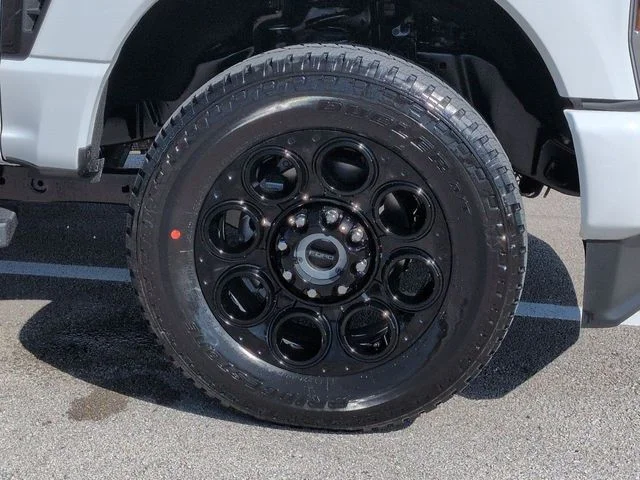New 2026 Star White Metallic Tri-Coat Ford F-350® Lariat® image 11