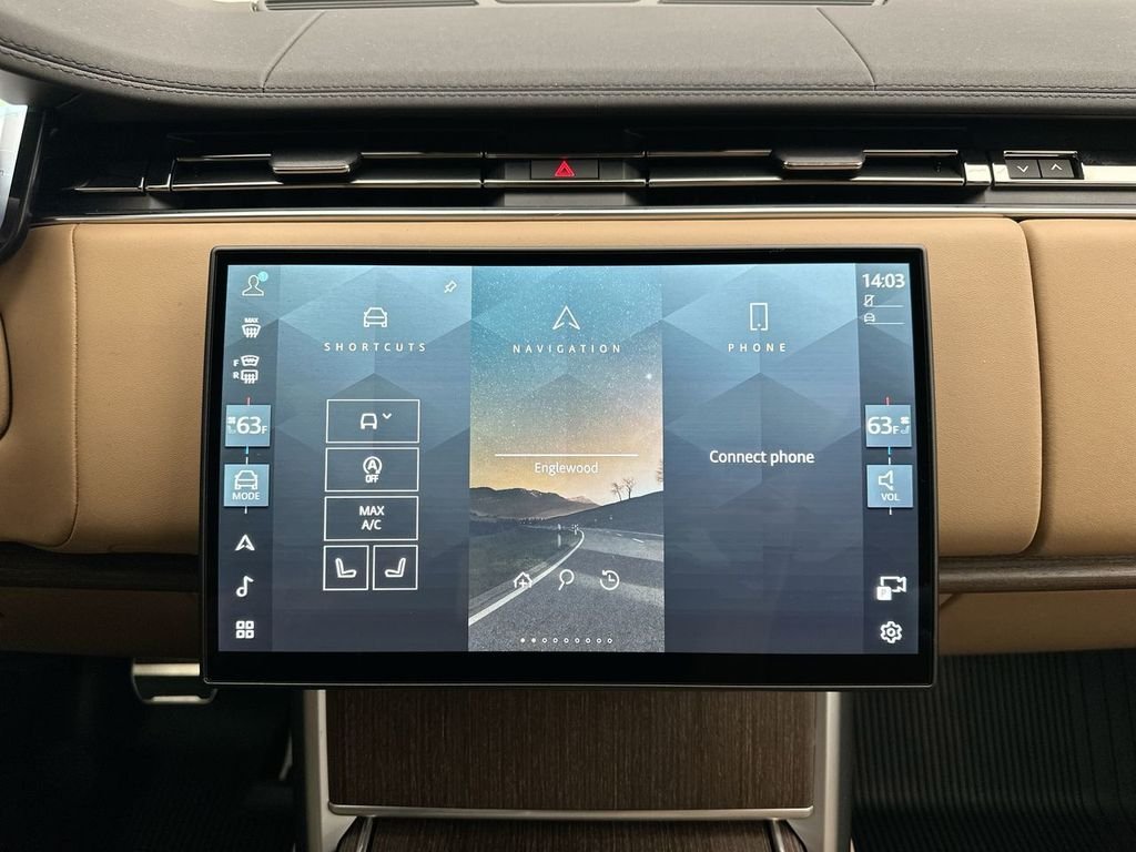 New 2026 Belgravia Green Metallic Land Rover SE image 21