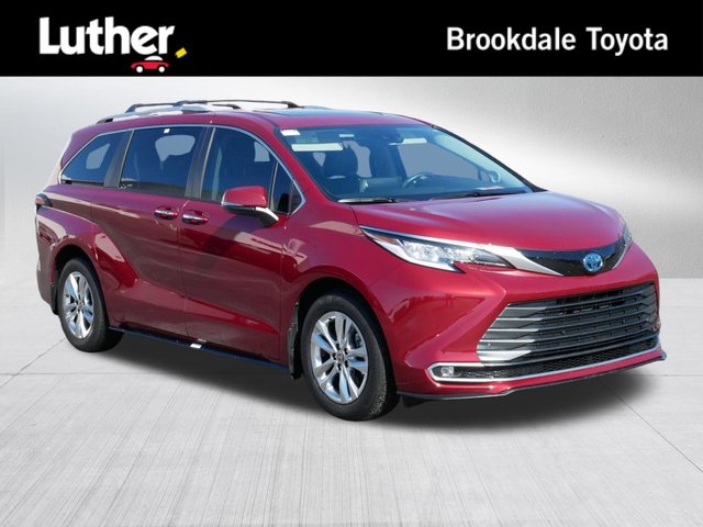 2023 Toyota SIENNA LIMITED Limited