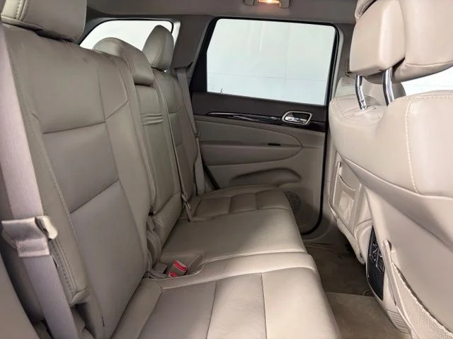 Used 2013 Black Jeep Laredo image 35