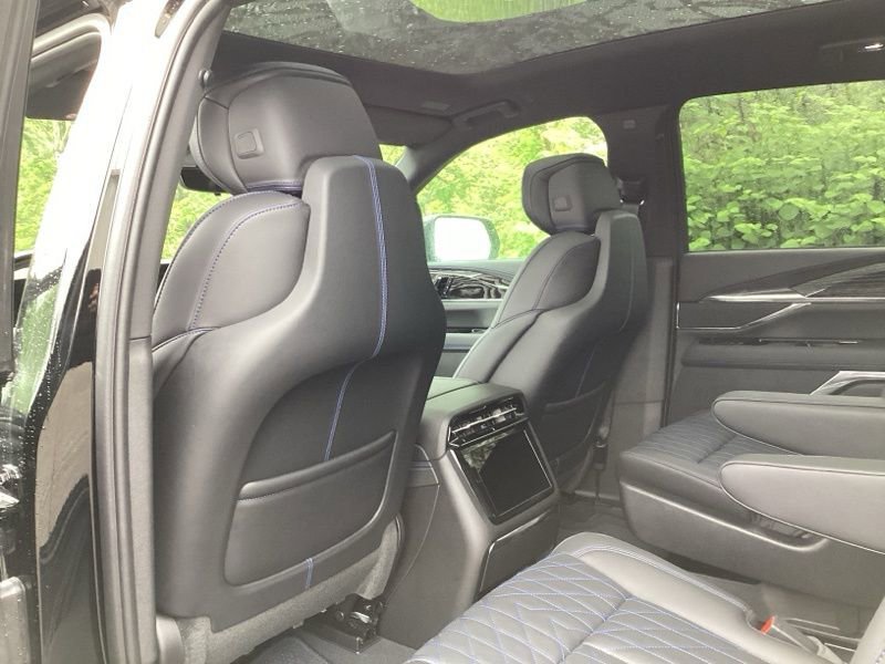 2025 Cadillac Escalade IQ Luxury 1 - Photo 14
