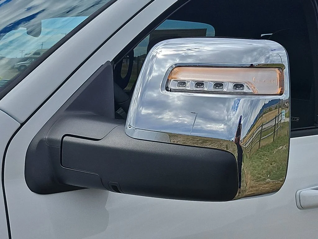 2026 RAM 3500 Laramie - Photo 24