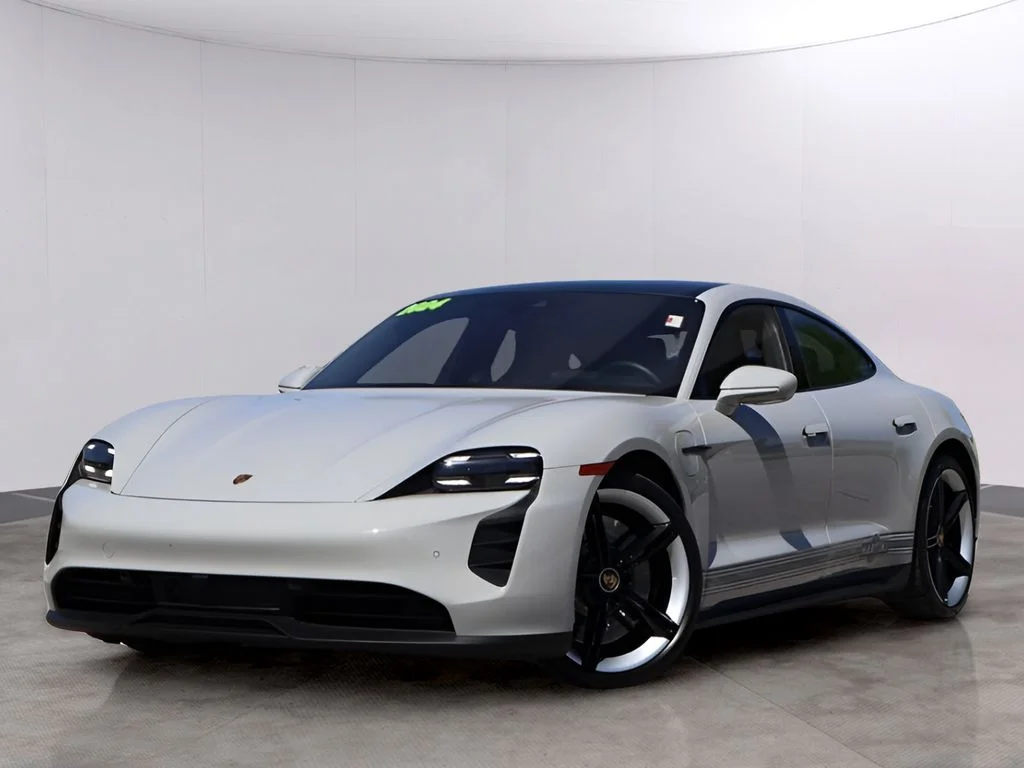2024 Porsche Taycan GTS's photo